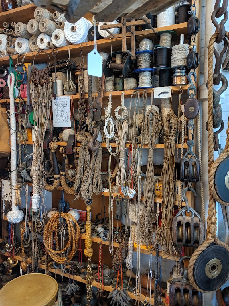 Dockside Books & Gifts photo 2