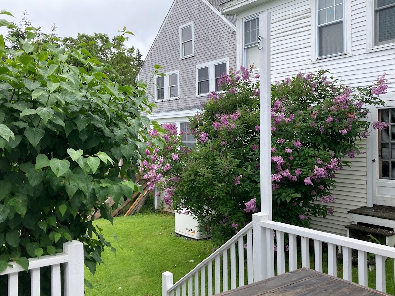 Inn At Ferry Landing