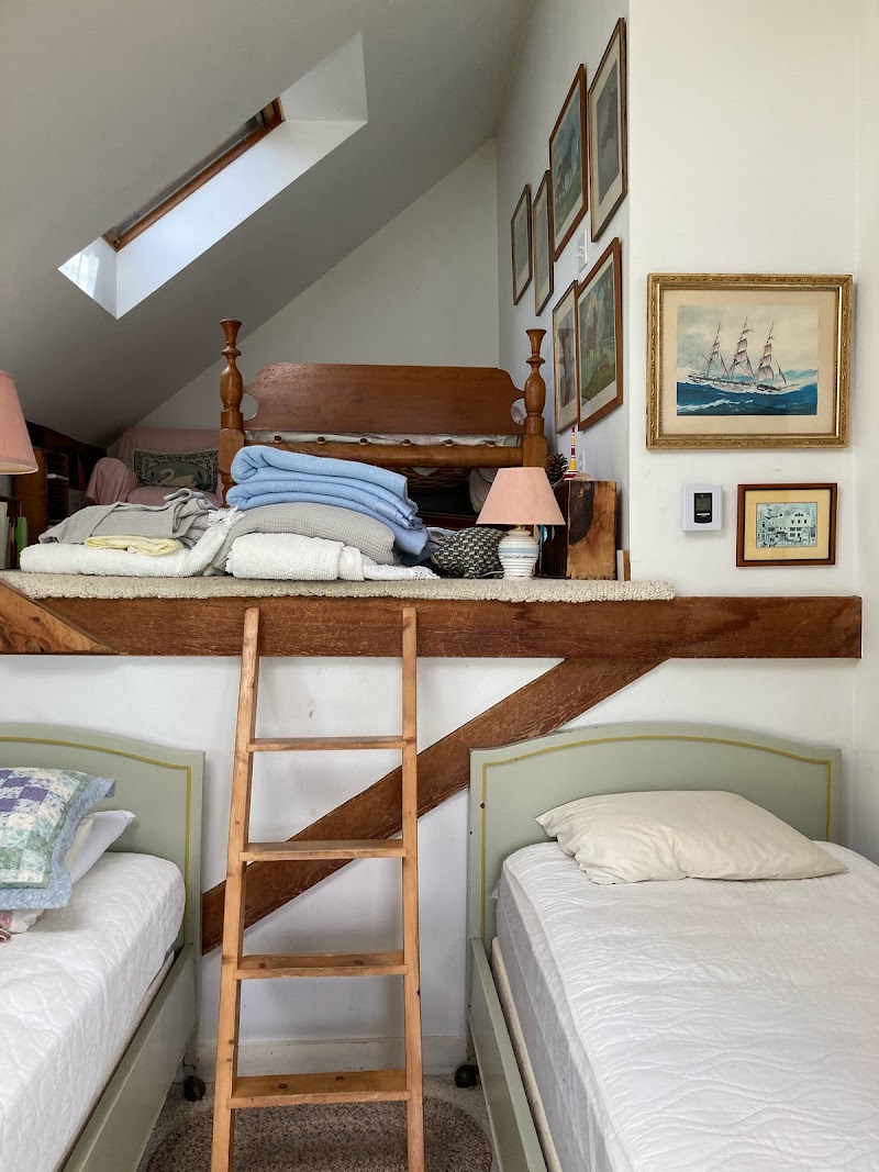 Inn At Ferry Landing photo 2